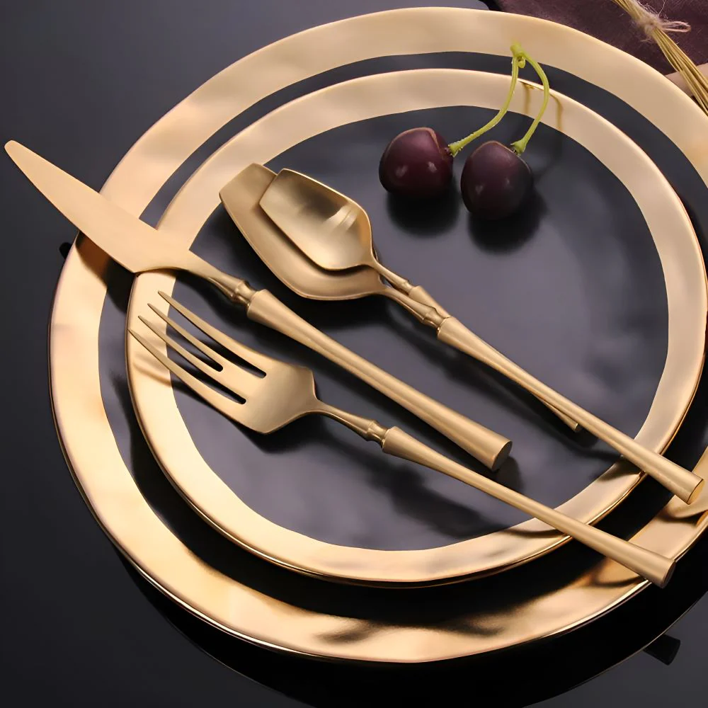 Aurevian – Zwart Bestekset 4 Of 16 Delig Met Gouden Details - Image 7