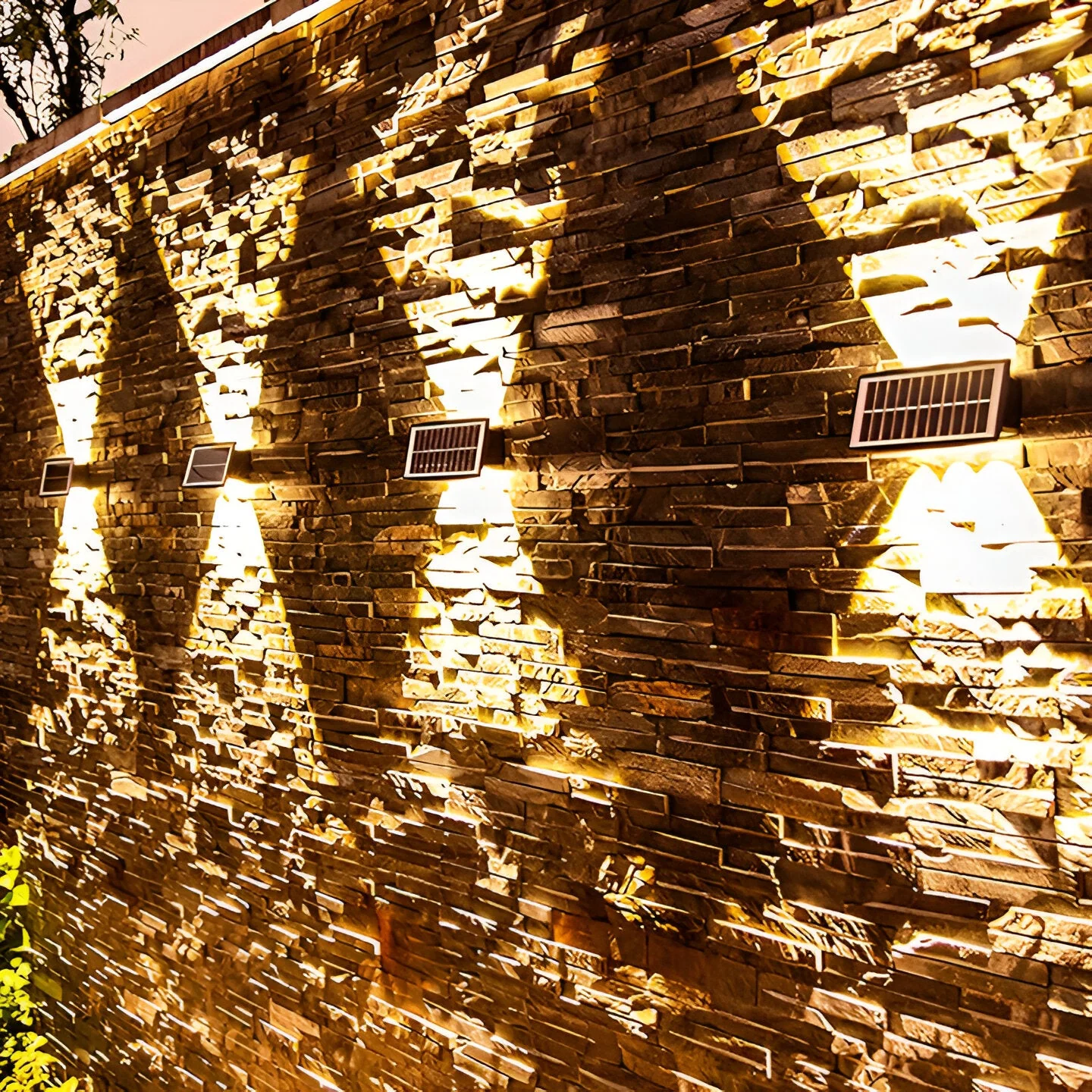 Auristia - Waterdichte LED Solar Wandlamp voor Buiten met Up & Down Verlichting - Image 3