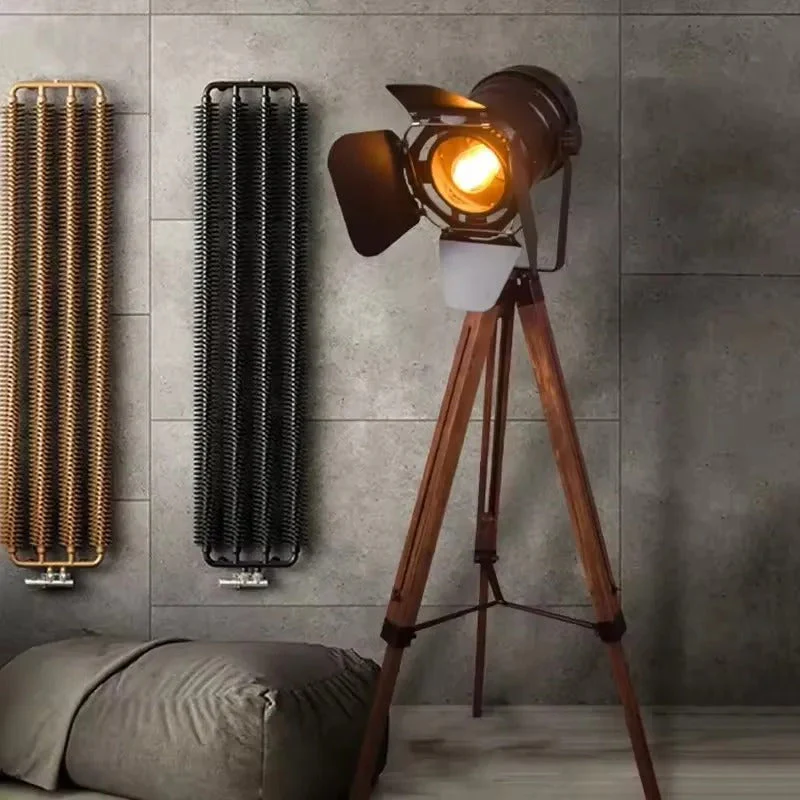 Aventis – Vintage Tripod Vloerlamp - Image 6