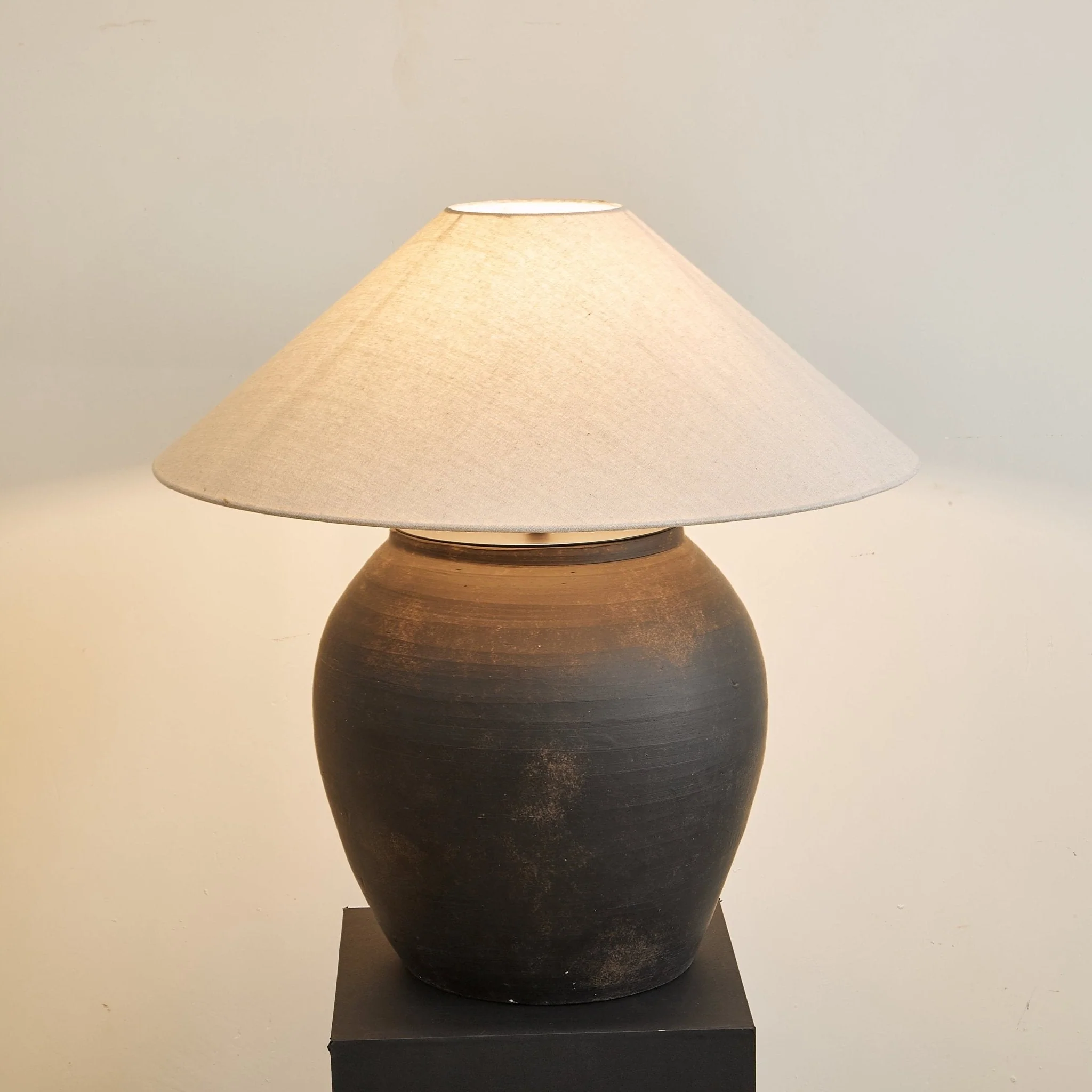Bonvella – Terracotta Tafellamp met Organische Vorm en Aardse Uitstraling - Image 13