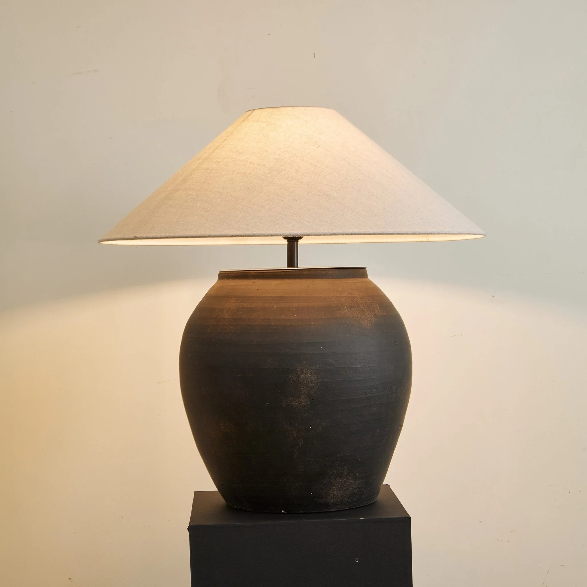Bonvella – Terracotta Tafellamp met Organische Vorm en Aardse Uitstraling - Image 6