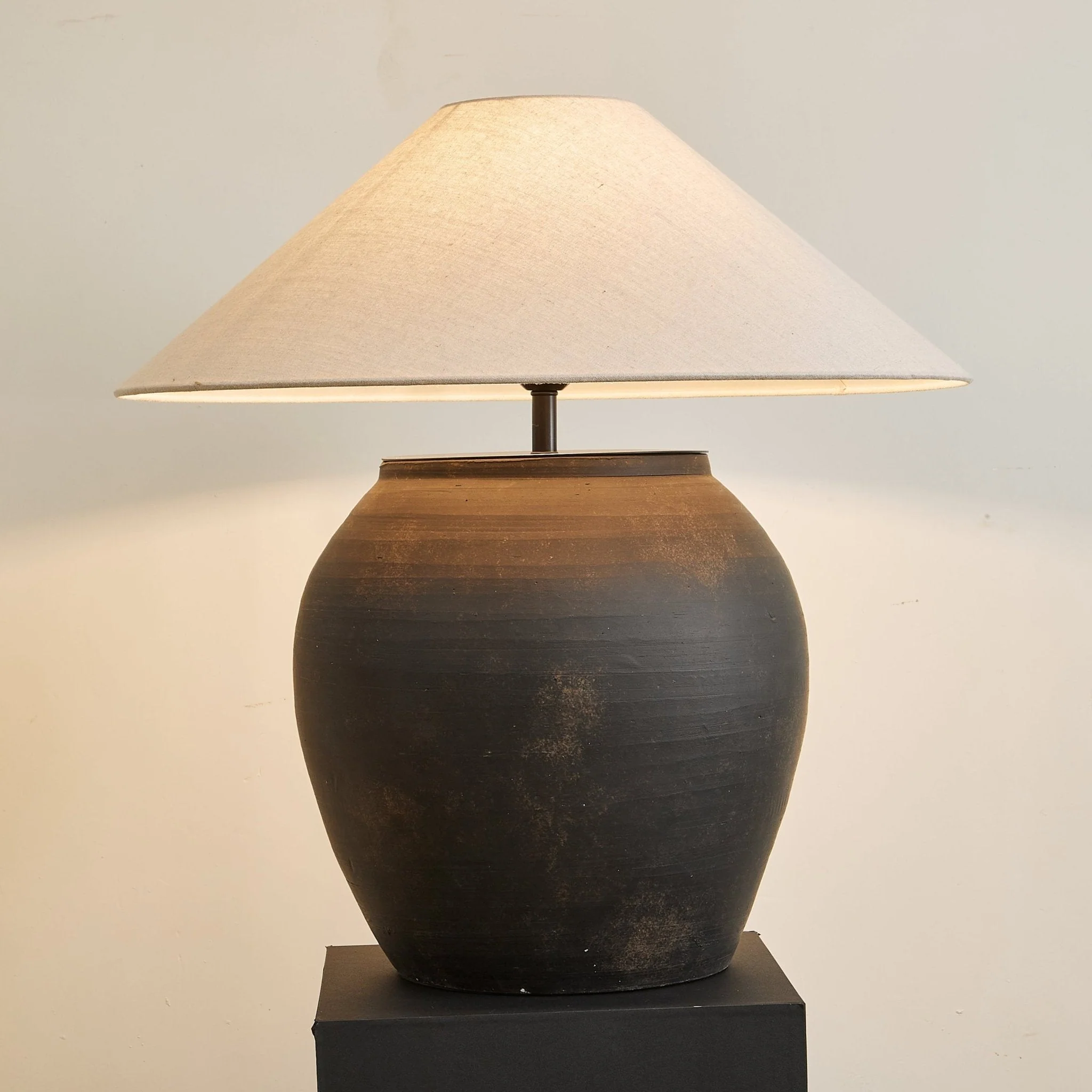 Bonvella – Terracotta Tafellamp met Organische Vorm en Aardse Uitstraling - Image 7