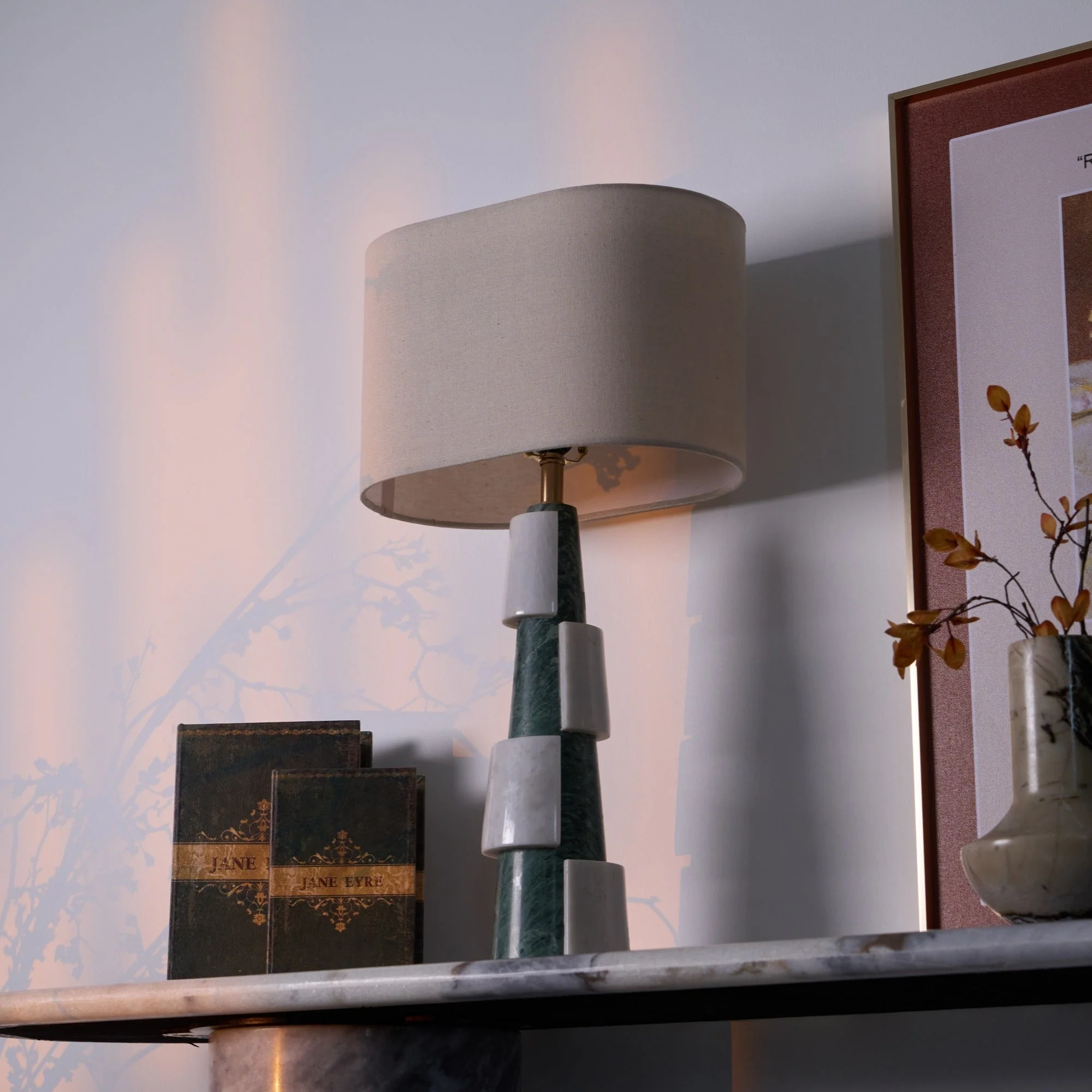 Duvemar – Marmeren Tafellamp met Sculpturale Elegantielijn - Image 12