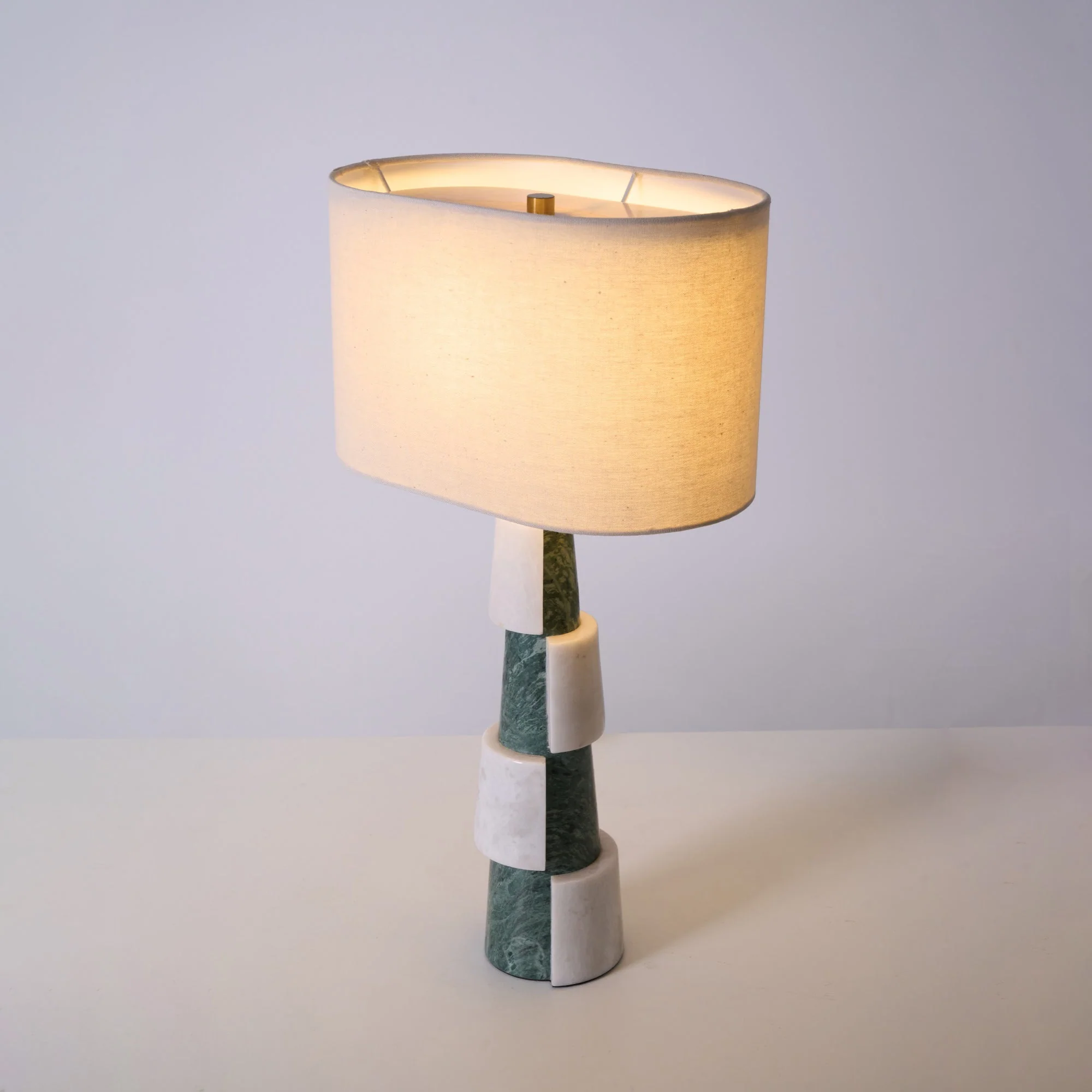 Duvemar – Marmeren Tafellamp met Sculpturale Elegantielijn - Image 15
