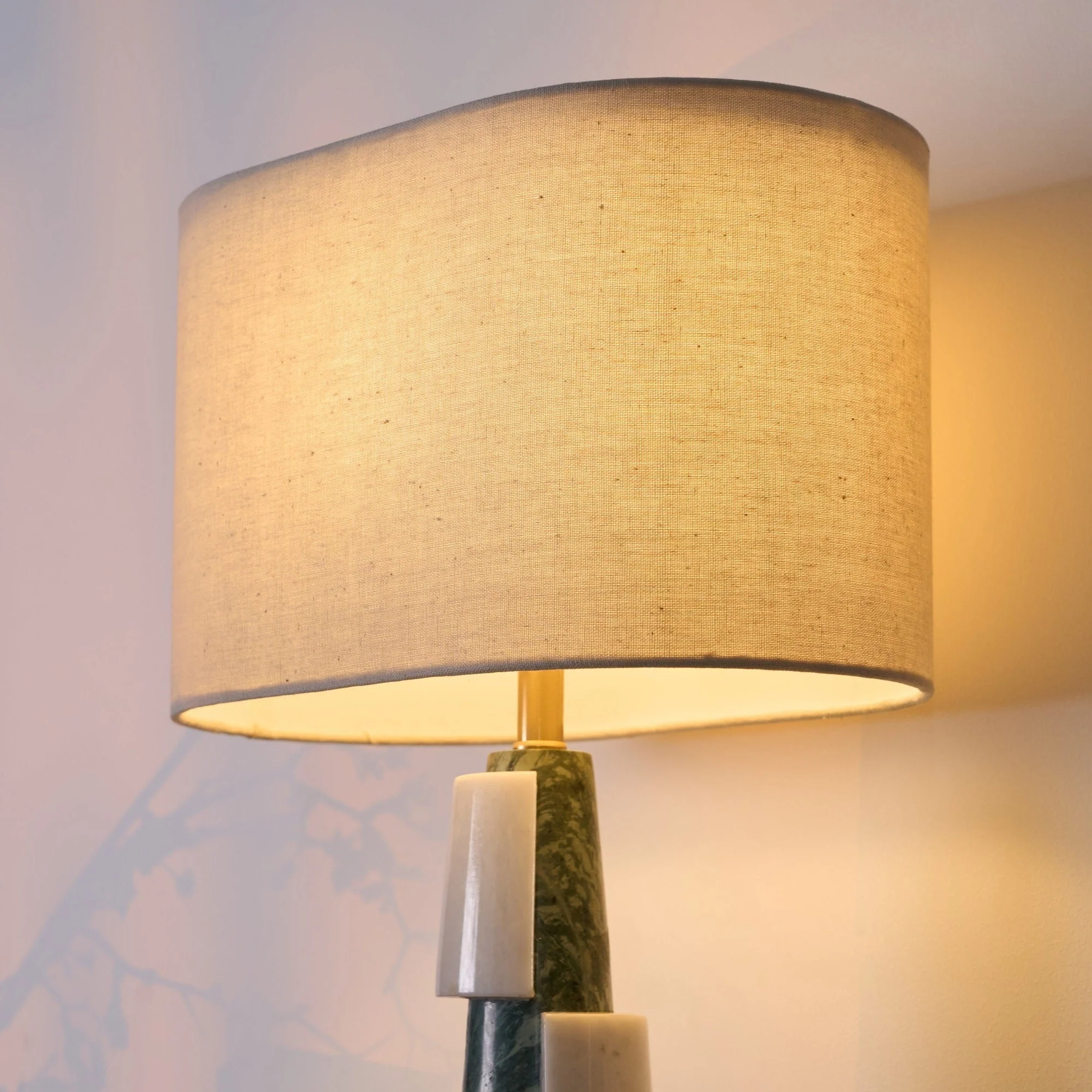 Duvemar – Marmeren Tafellamp met Sculpturale Elegantielijn - Image 7