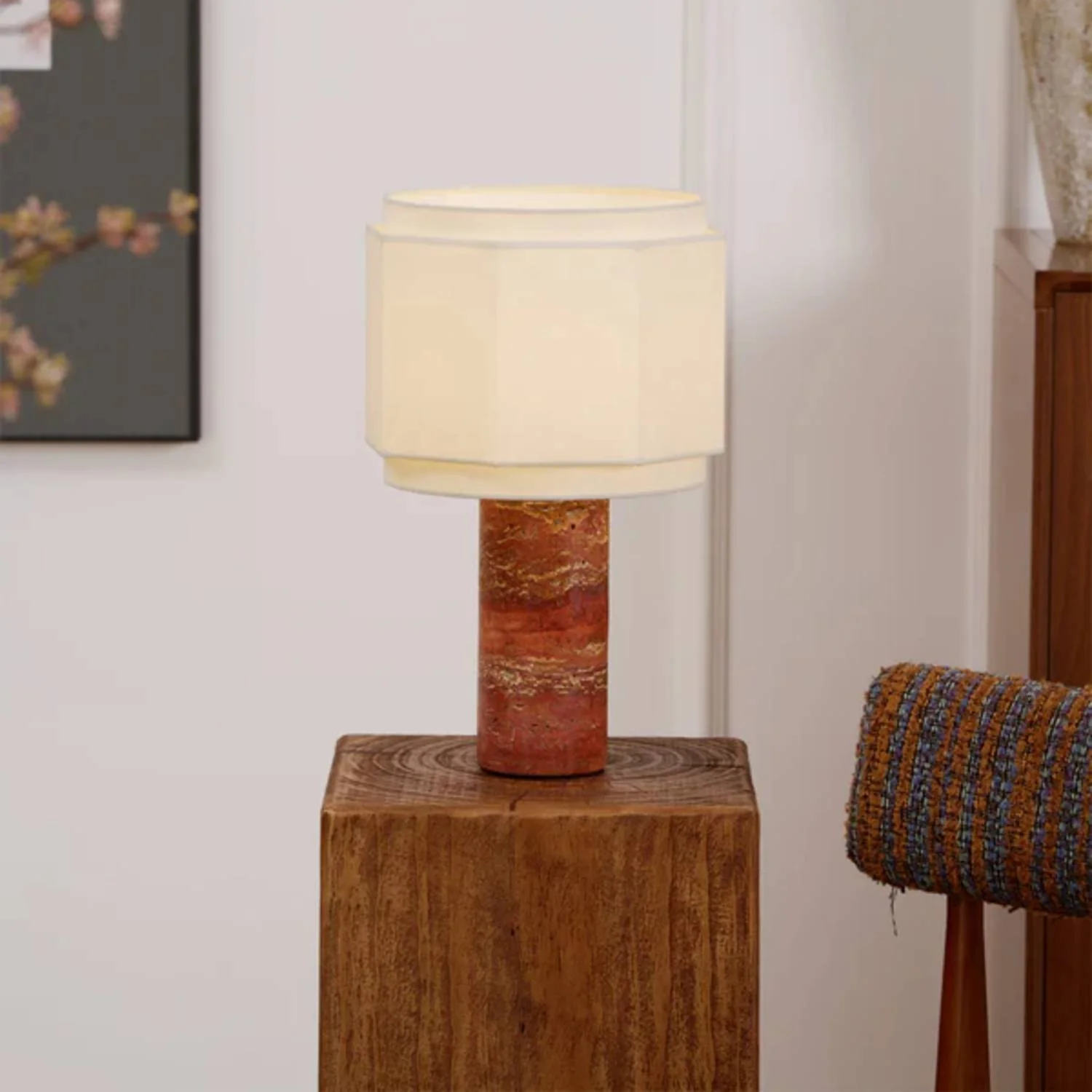 Hexavara – Marmeren Tafellamp met Geometrische Zachte Glans - Image 13