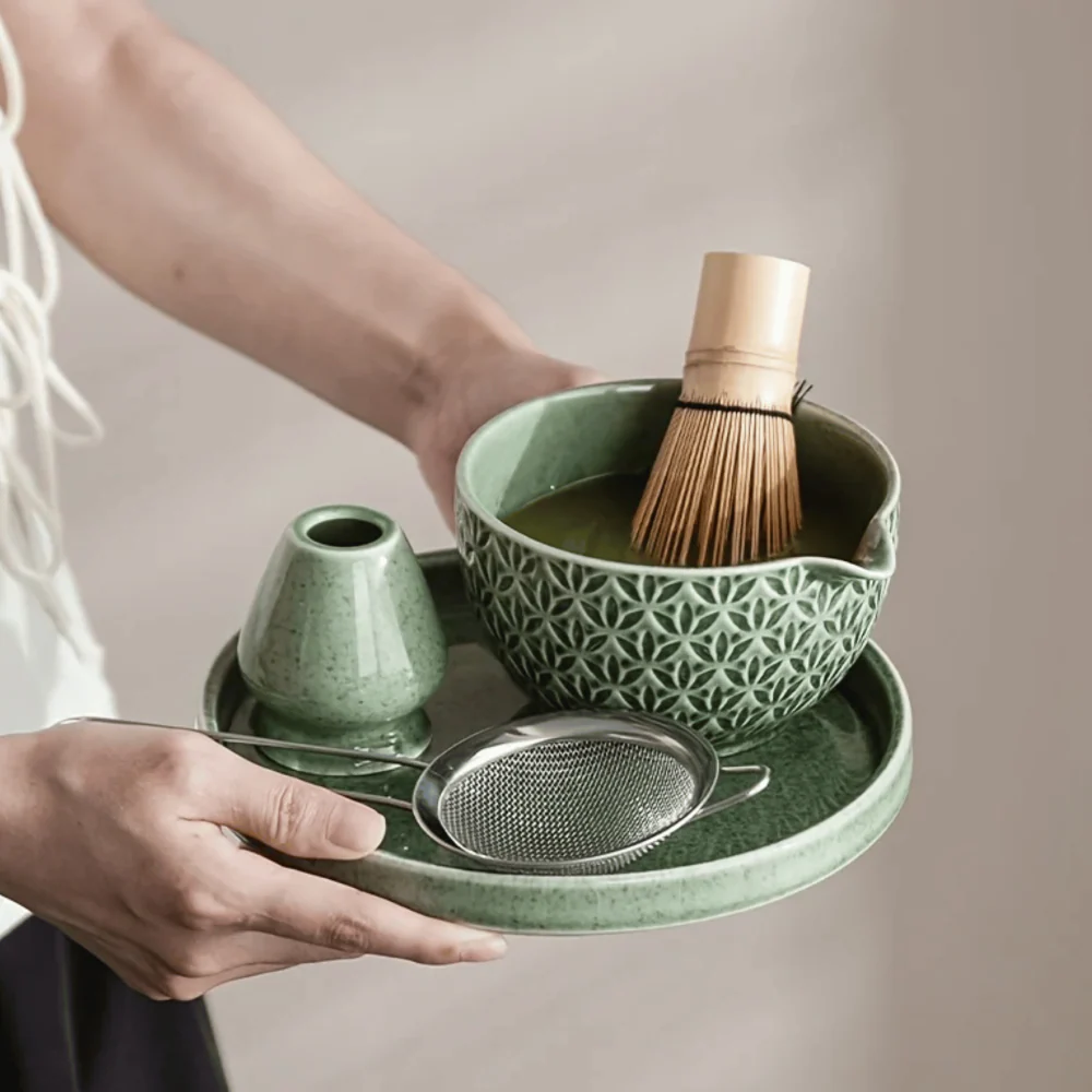 Kazumiya – Groen Keramisch Matcha Theeset 5 6 Delig met Bamboe Accessoires - Image 11