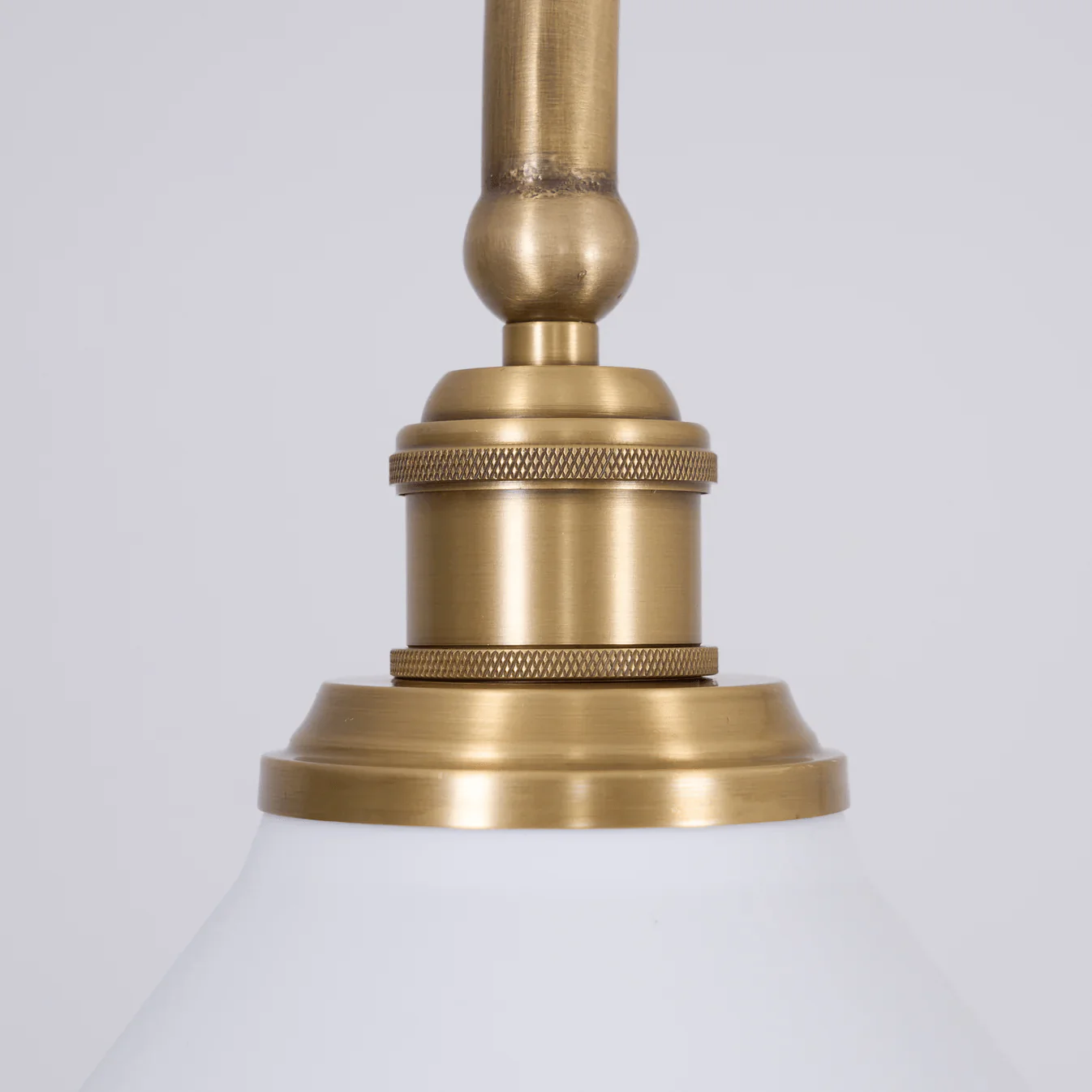 Lonera – Lineaire Messing Hanglamp - Image 10