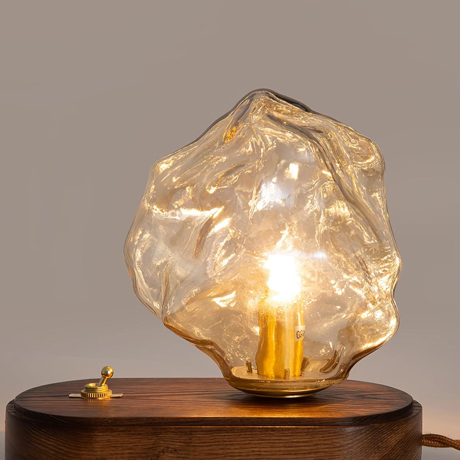 Lucerra – Tafellamp Matglas Met Bewegingssensor - Image 4