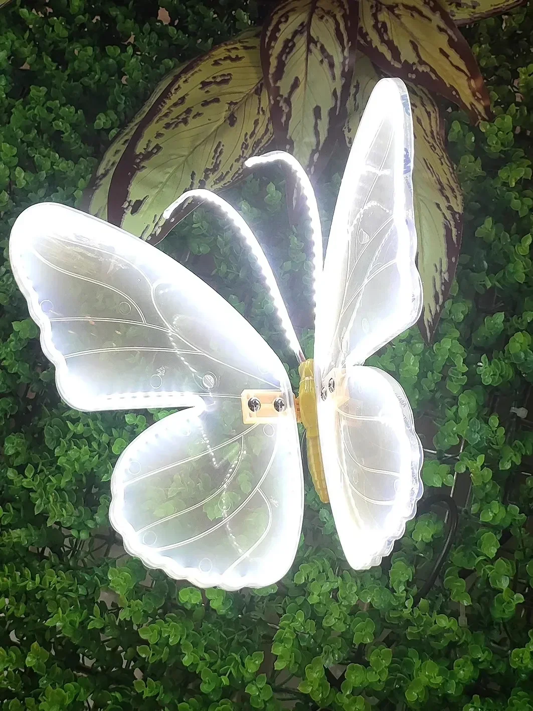 Lunivelle - LED Vlinder Buitenverlichting Decoratie