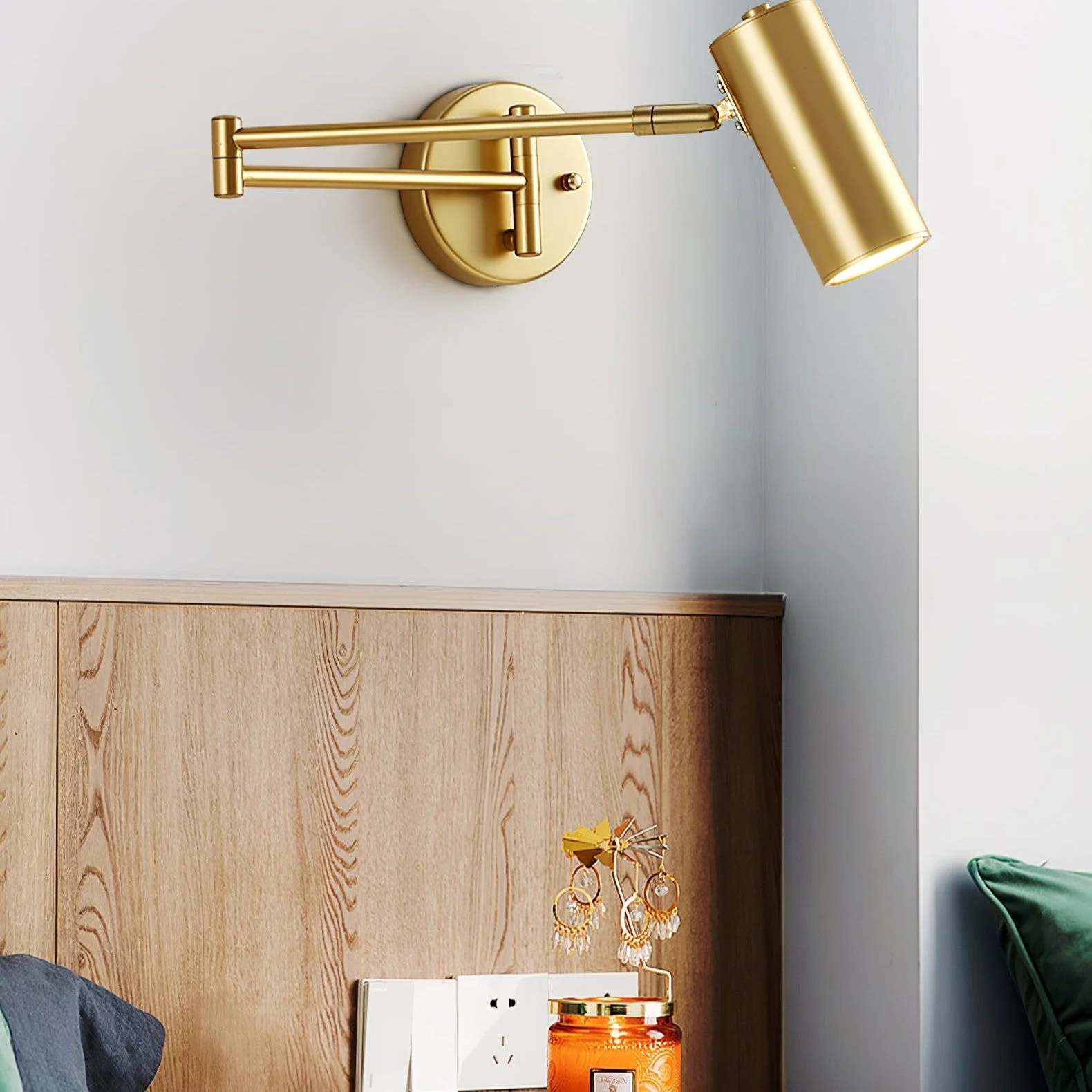 Marena - Verstelbare Moderne Metalen Wandlamp - Image 3