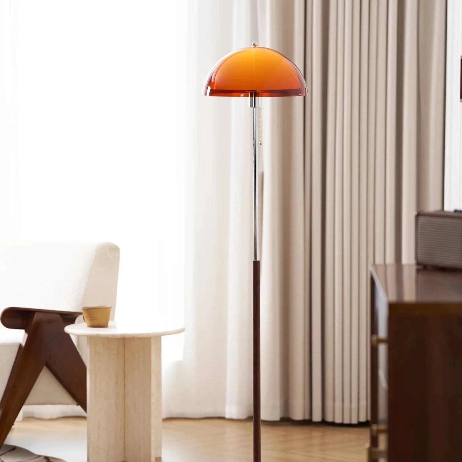 Marzella – Retro Vloerlamp Met Amber Koepel - Image 23