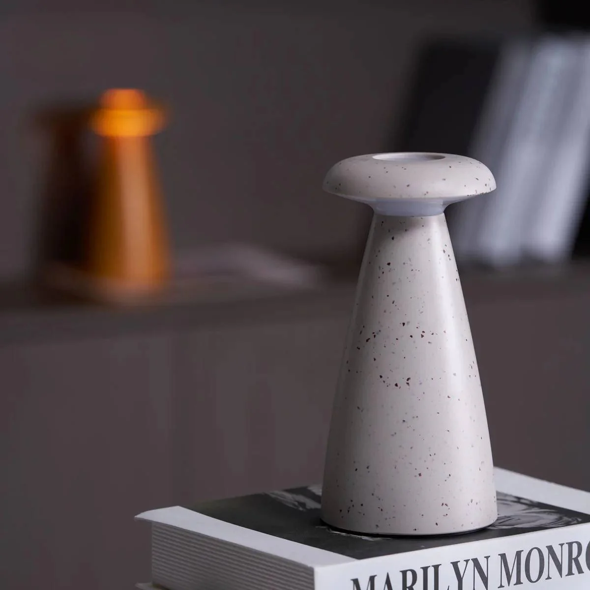 Nokava – Oplaadbare Paddenstoel Tafellamp met Modern Design - Image 14