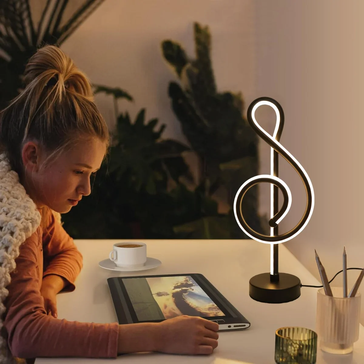 Notora - Creatieve Tafellamp in Muzieknootvorm met Traploze Dimming - Image 4