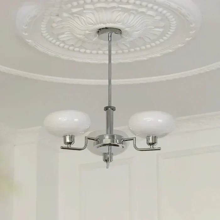 Orlienne – Moderne Kroonluchter Met Opaalglazen Kappen - Image 9