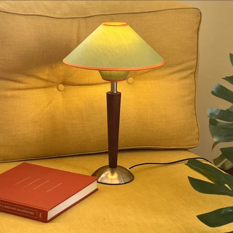 Orona – Mid-Century Conische Tafel Lamp - Image 5