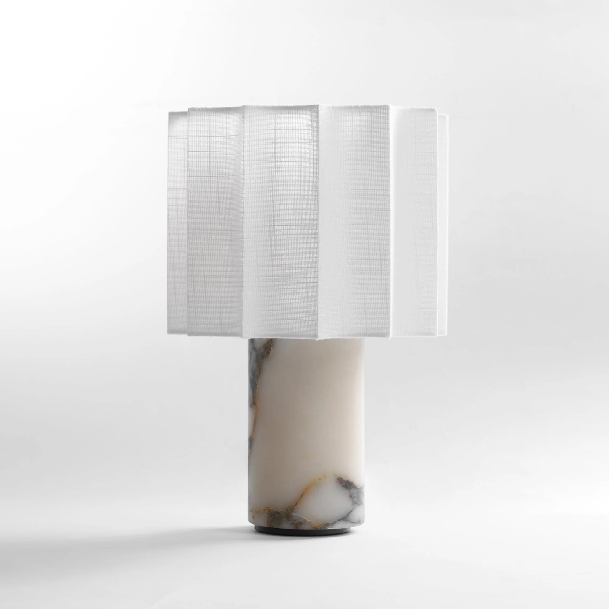 Orvara – Marmeren Tafellamp met Zachte Lichtsluier - Image 26