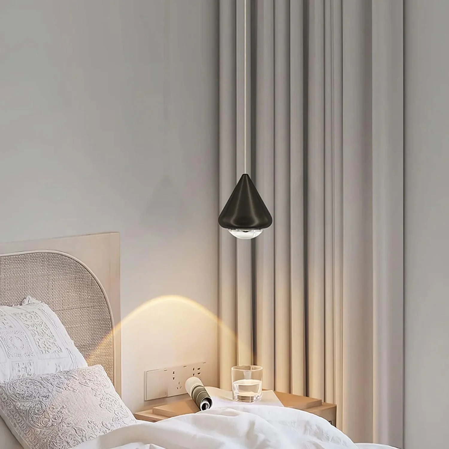 Othira – Moderne Hanglamp met Glanzend Oppervlak en Grafisch Design - Image 17