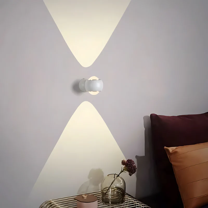 Qylo - 180° LED Wandlamp - Image 4