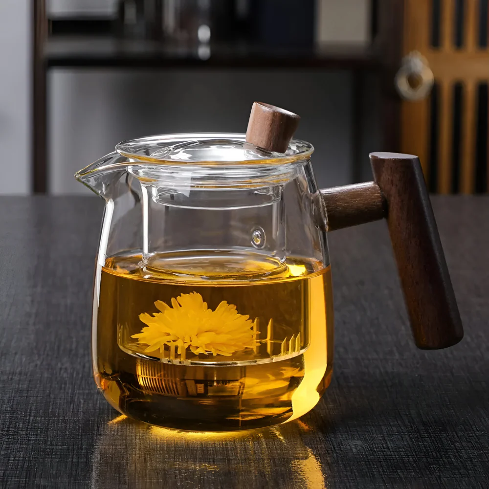 Rovienne – Rookgrijze Glazen Theepot 600ml met Houten Handgreep