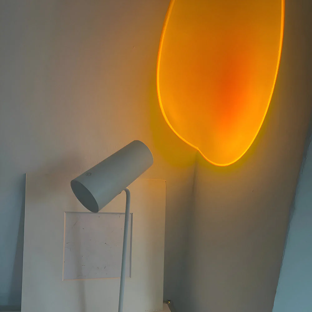 Sabina - Verstelbare Minimalistische LED Tafellamp met Lichtinstellingen - Image 3