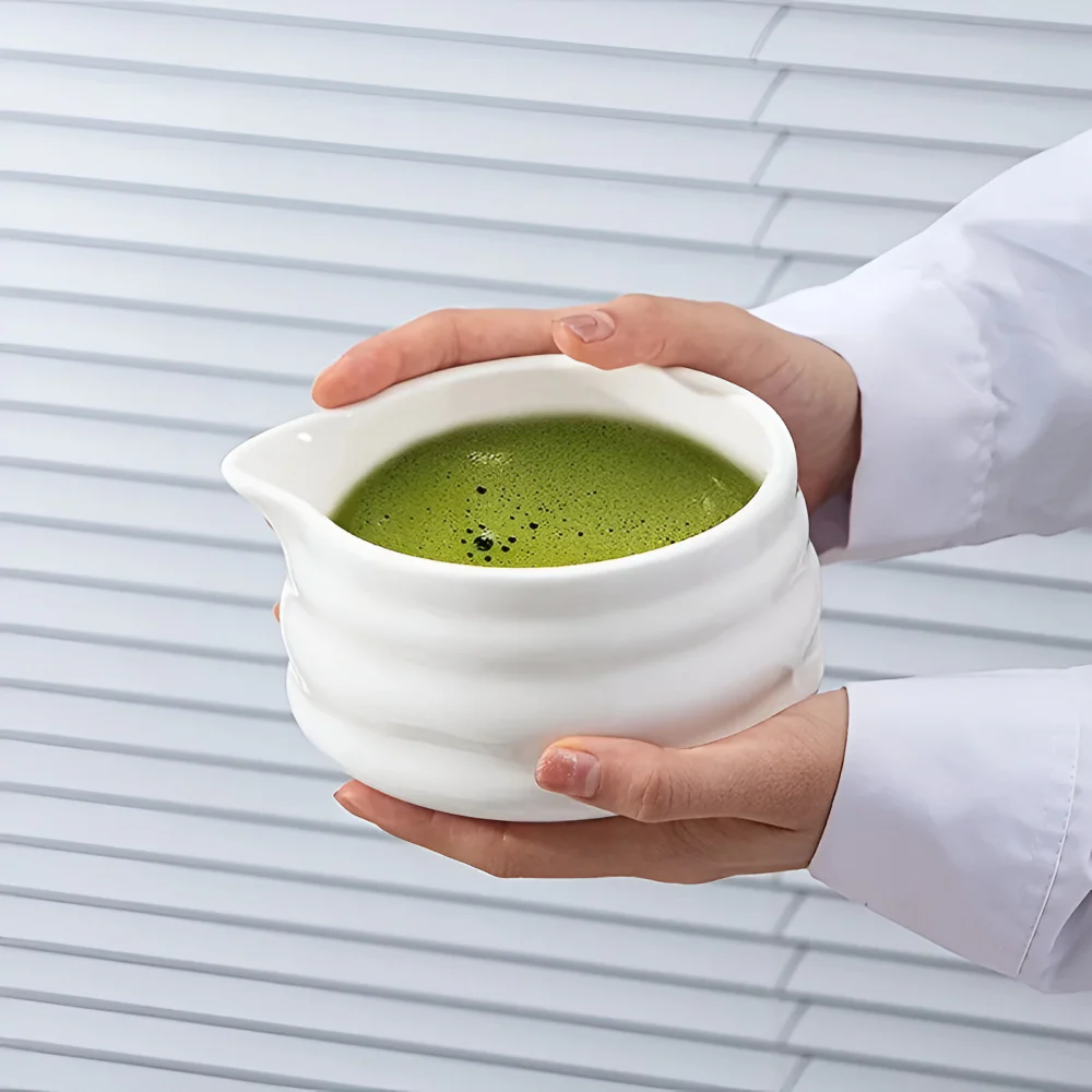 Shioren – Witte Matcha Theeset 5 Delig met Keramische Kom 460ml en Bamboe Klopper - Image 6