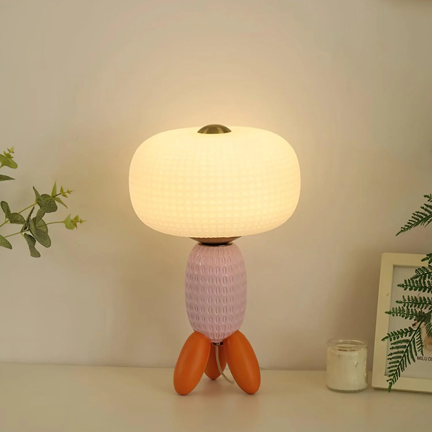 Solenya – Speelse Tafellamp met Glazen Ballonvormen - Image 13