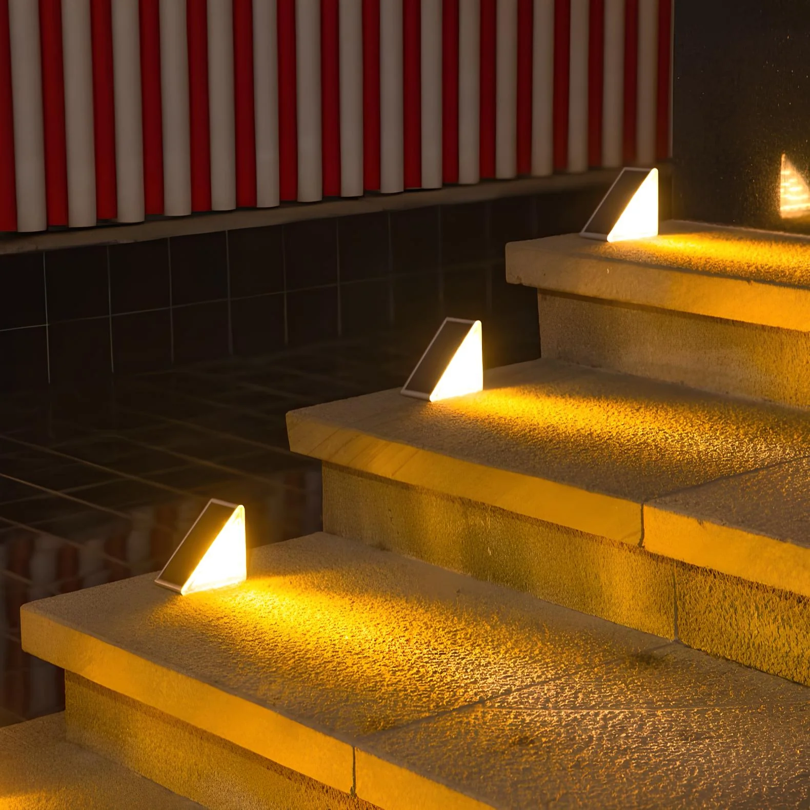 Solvina – Solar LED Traplampen Voor Tuin