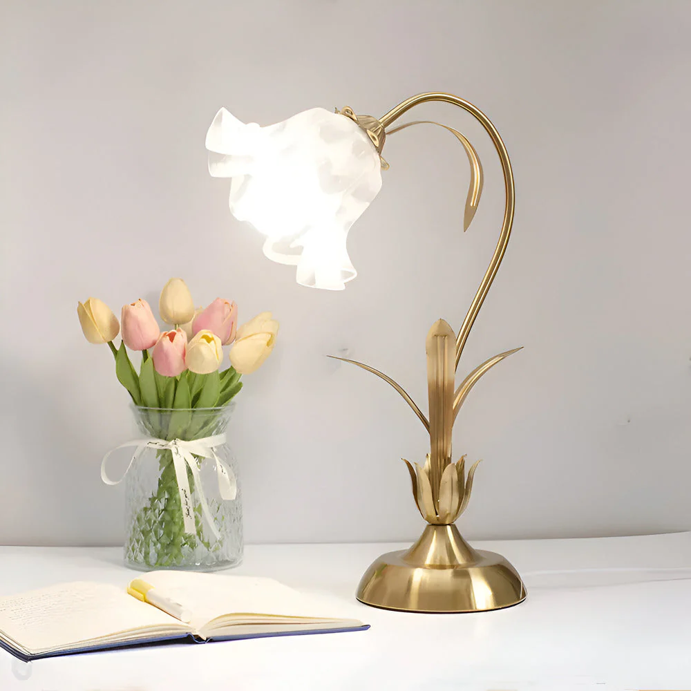 Talia - Antieke Tafellamp Frans Ontwerp met Bloemenmotief - Image 8