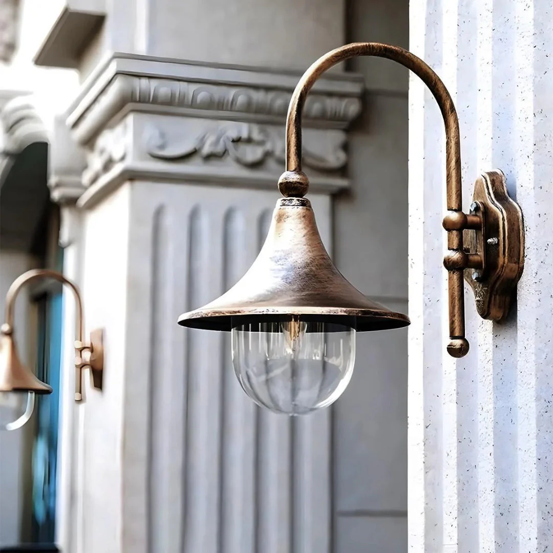 Veloriann – Vintage Metalen Buiten Wandlamp - Image 2