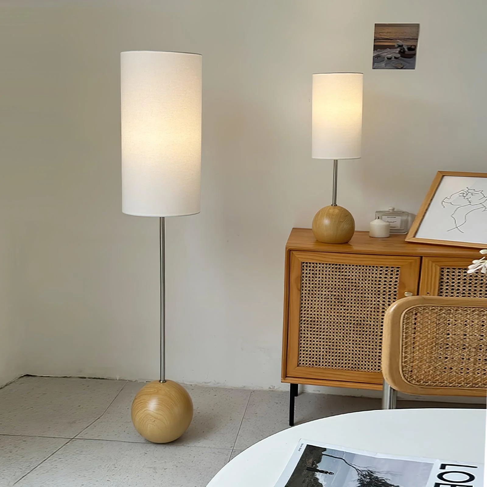 Virello – Houten Sferische Tafellamp met Minimalistisch Design - Image 8