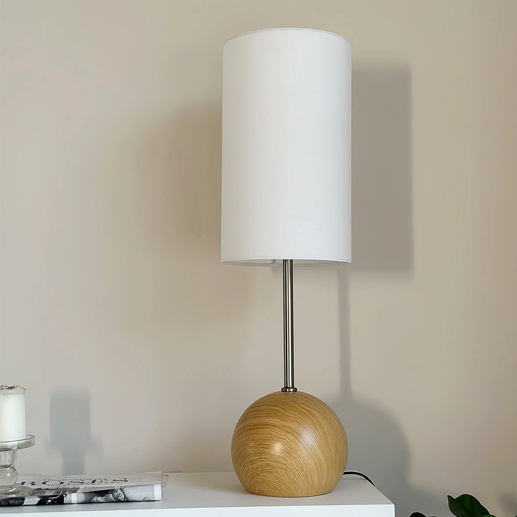 Virello – Houten Sferische Tafellamp met Minimalistisch Design - Image 9